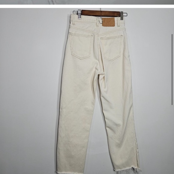 Zara Cream Color Jeans Size 2 Button Fly Raw Hem - Picture 4 of 10